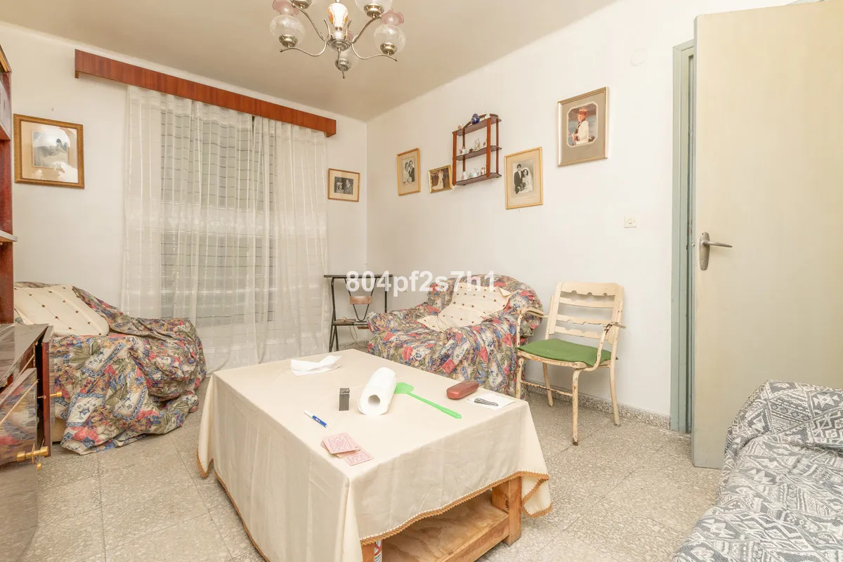 36d7f717-6b79-4100-b0eb-68d24a913032