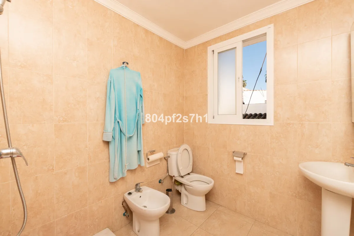 c3223adb-798b-42a3-89ed-8dacecfa71e6