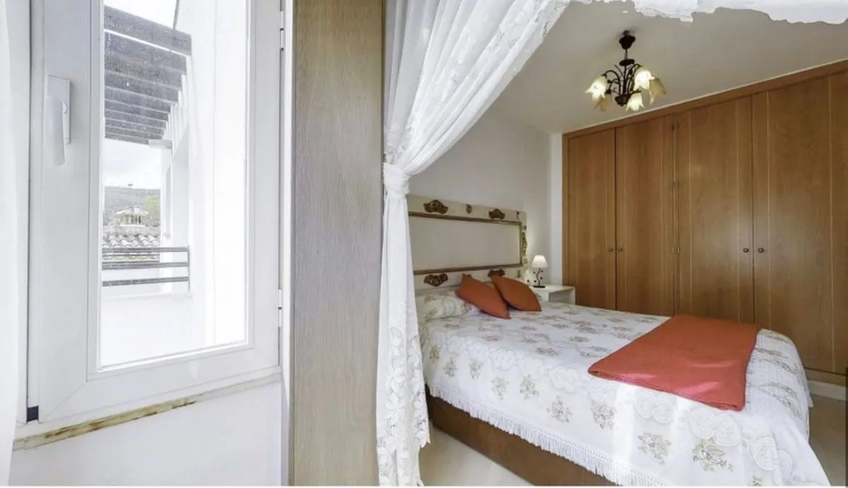 2f141a7d-9539-4f63-b4e8-46c85392520c