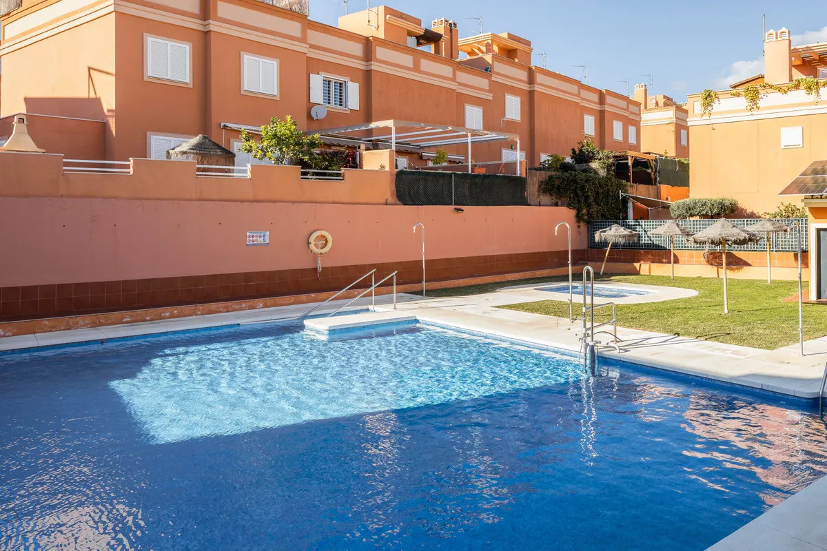 63517253-e509-497e-afd1-4853730260ca