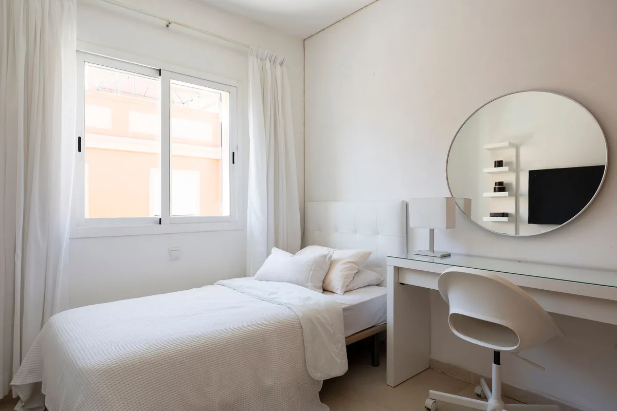 95bb6ad2-2181-4b05-b78f-c12405a646f2