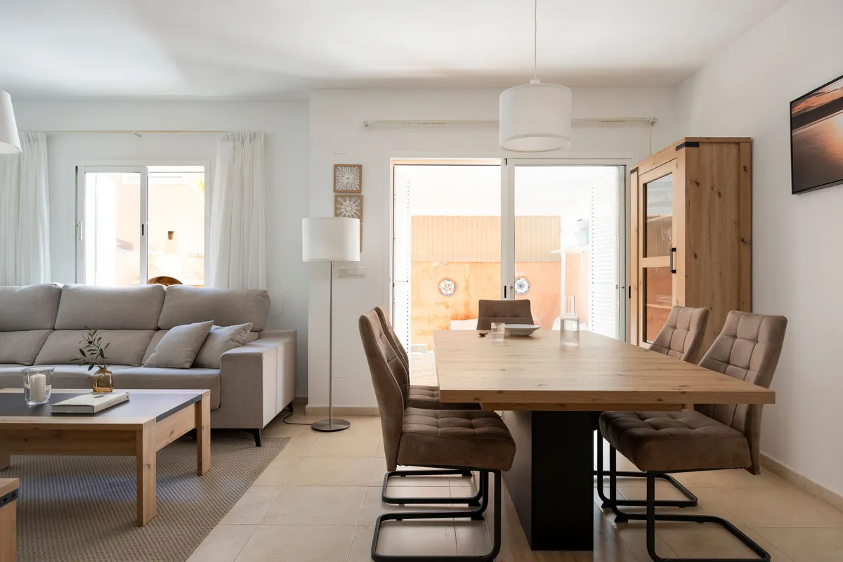 a90890ad-937a-4a4c-82cb-c233da5714e8