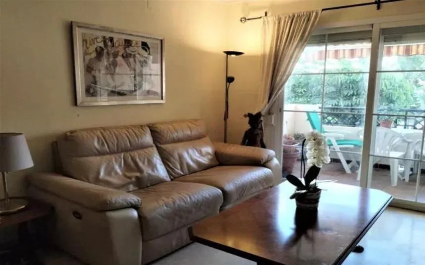 98a0d339-f979-4a46-9a5c-c7147e703276