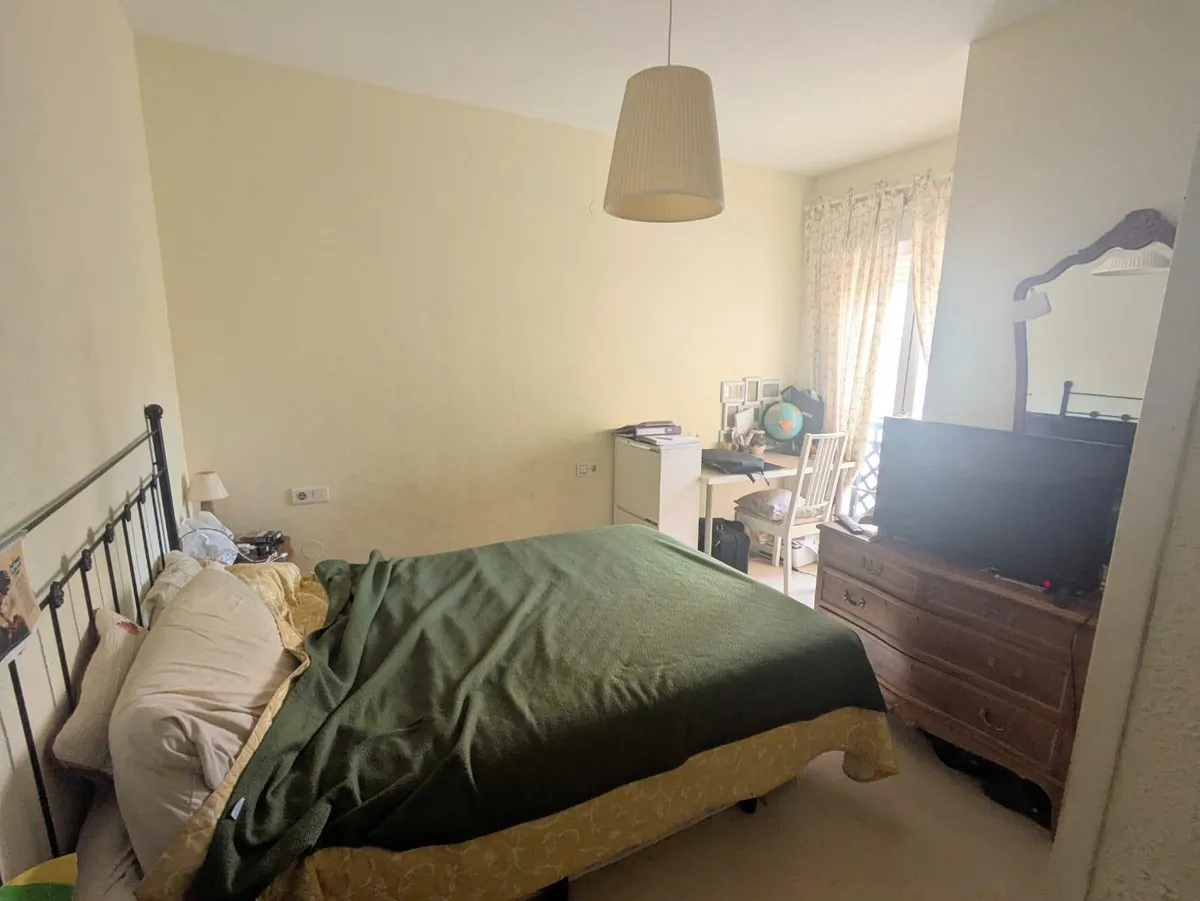 e5bbbb0b-3d59-4c85-ae04-7a35ffca8f10