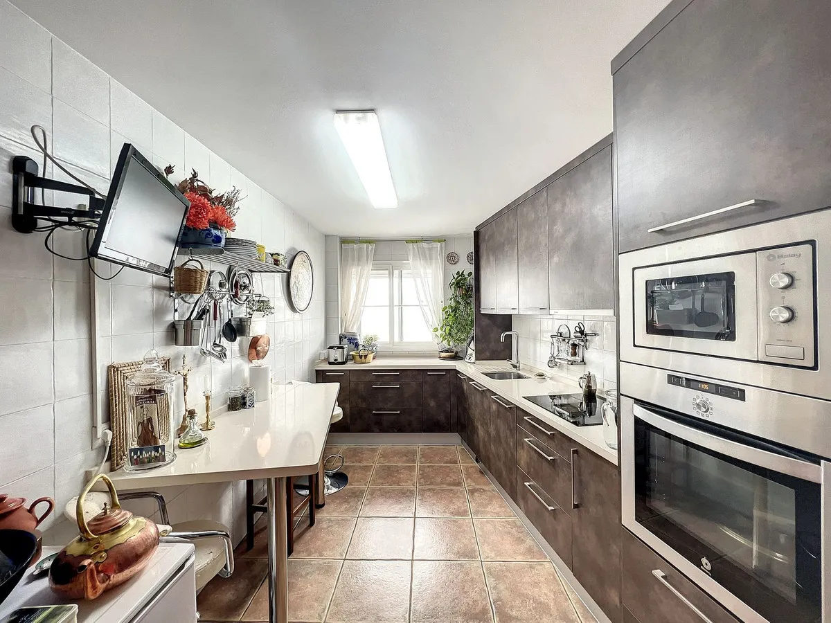 42e8a697-c168-48bd-8c21-bc8910bc4749