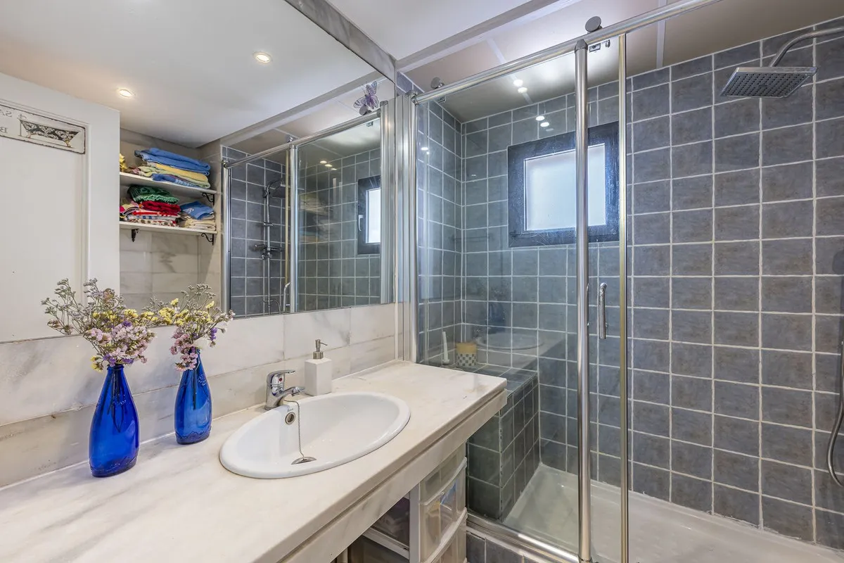 12910f66-e861-4349-8c1b-3b3ee5ad41b0