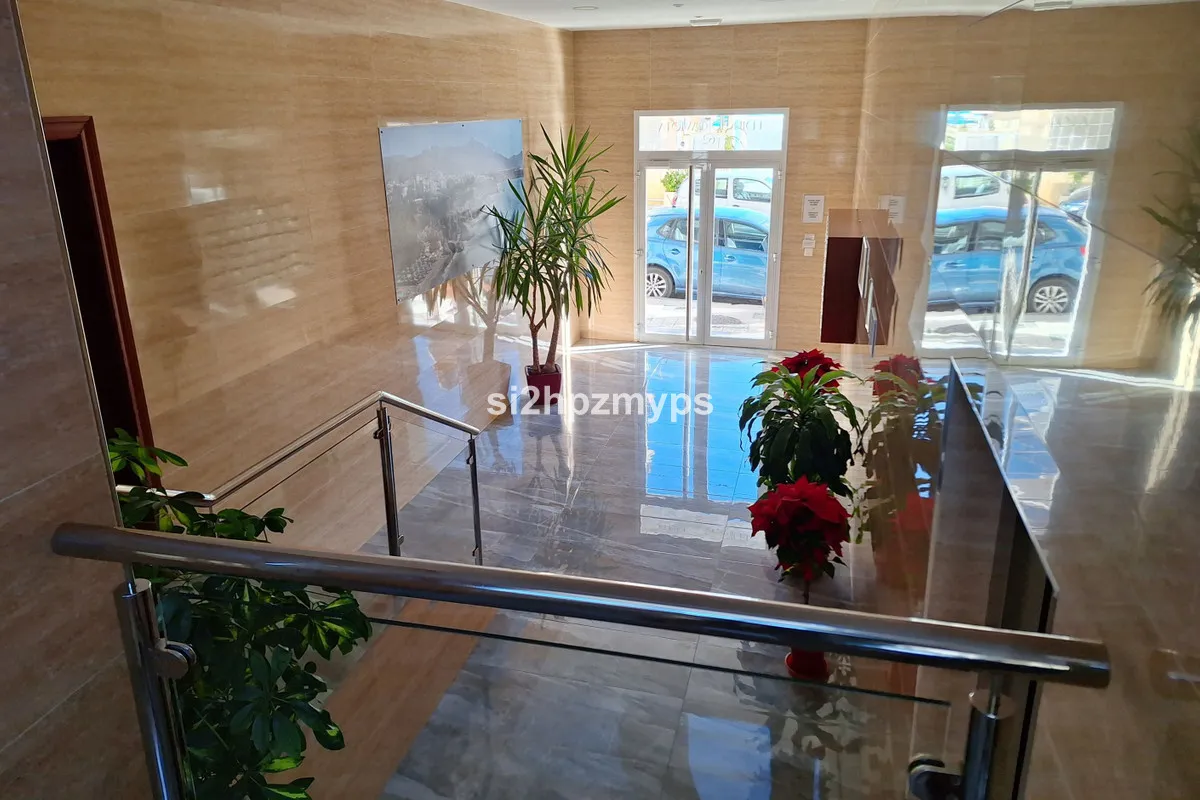 332acc8a-3557-4ba9-8d48-e628756facab