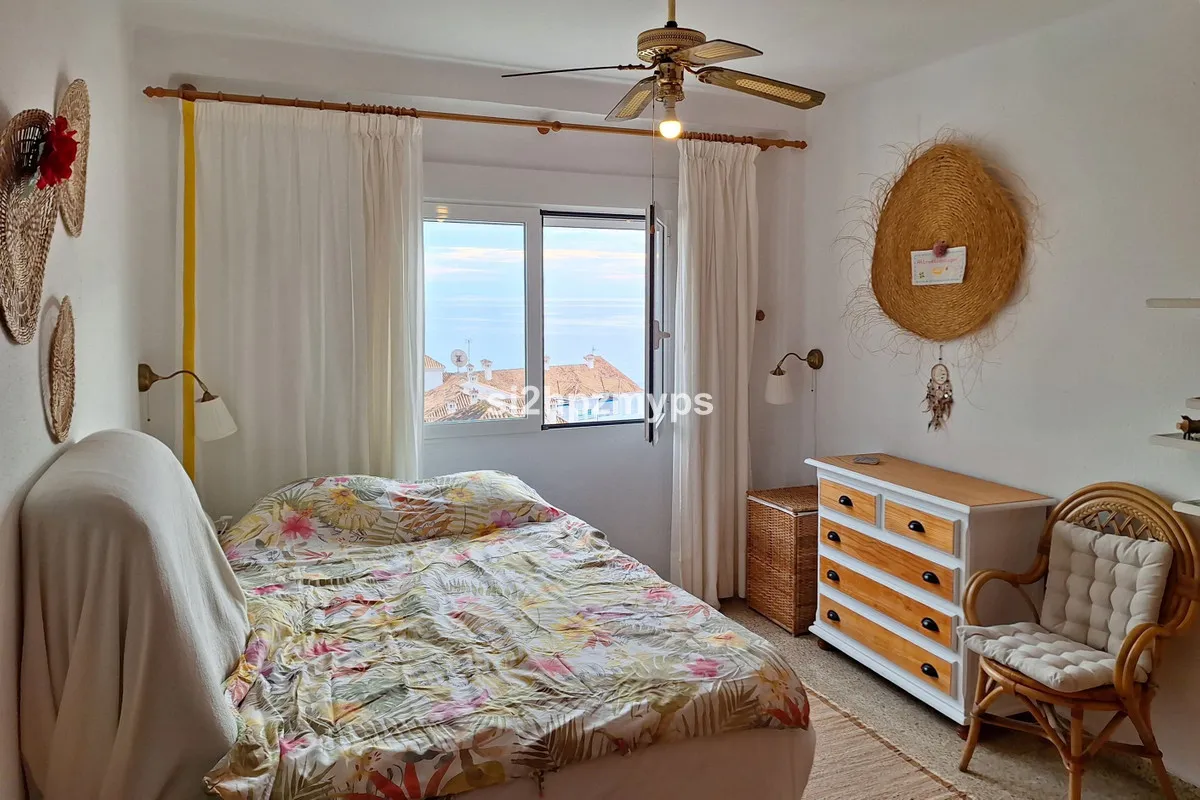 a1e81e98-2c33-4049-b23a-1986c9036d44