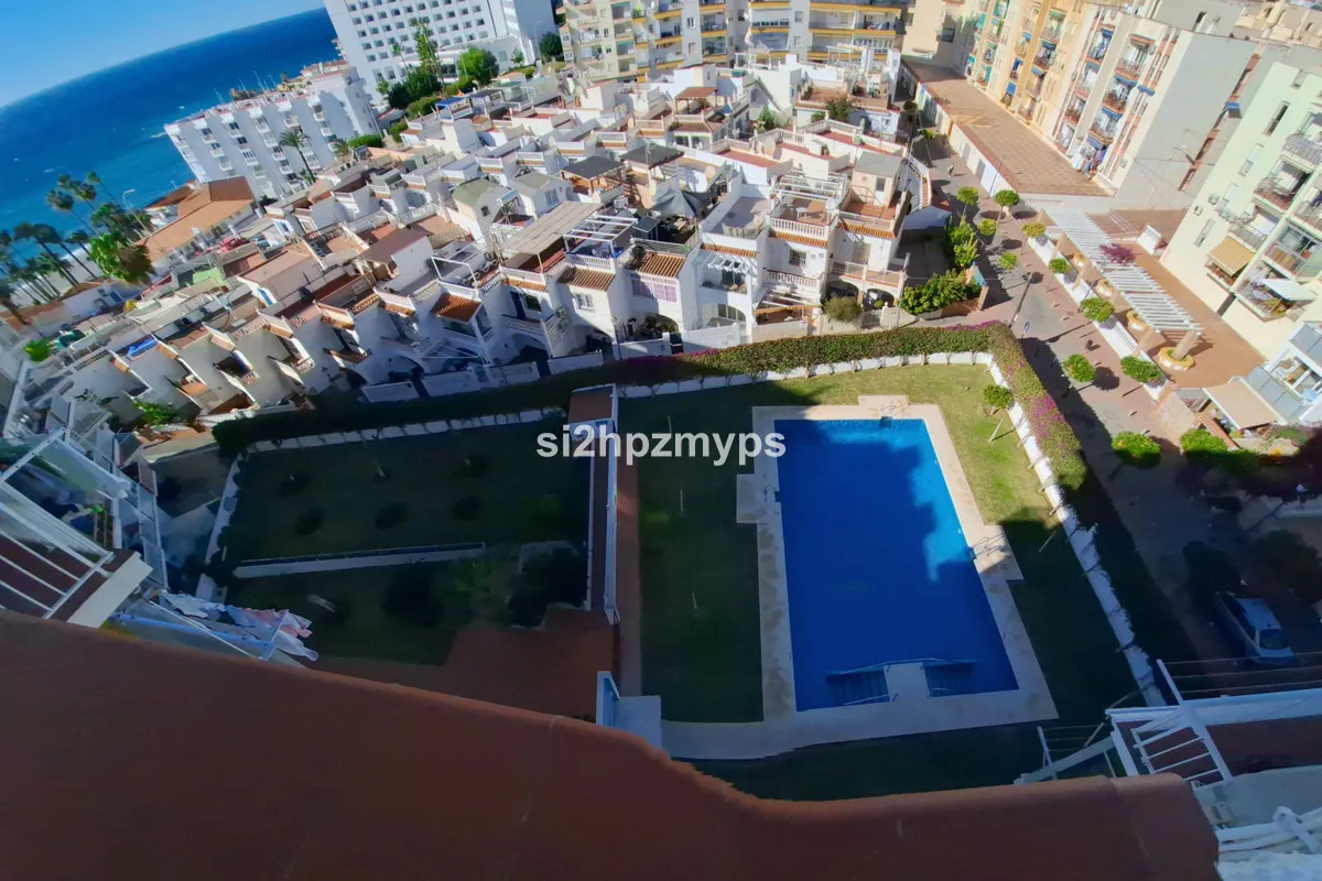 b5c7f900-e07b-4d3a-bbc0-8e9dc975a33e