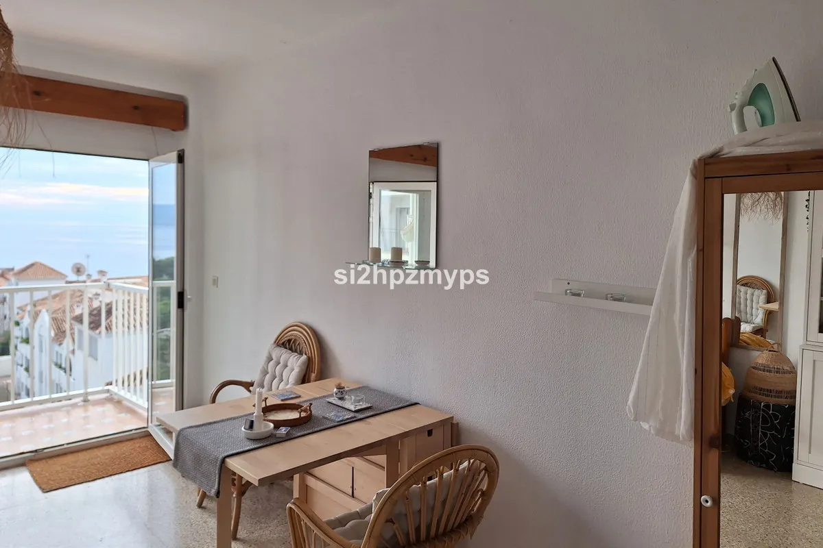 ec01a6d6-29e5-43db-88da-5481e40501b3