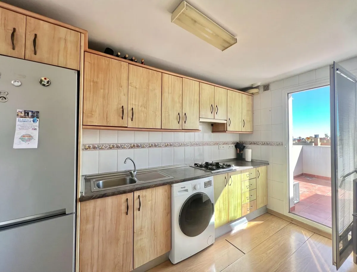 feb2101c-7f10-4676-9cf7-e1c9d25defe0