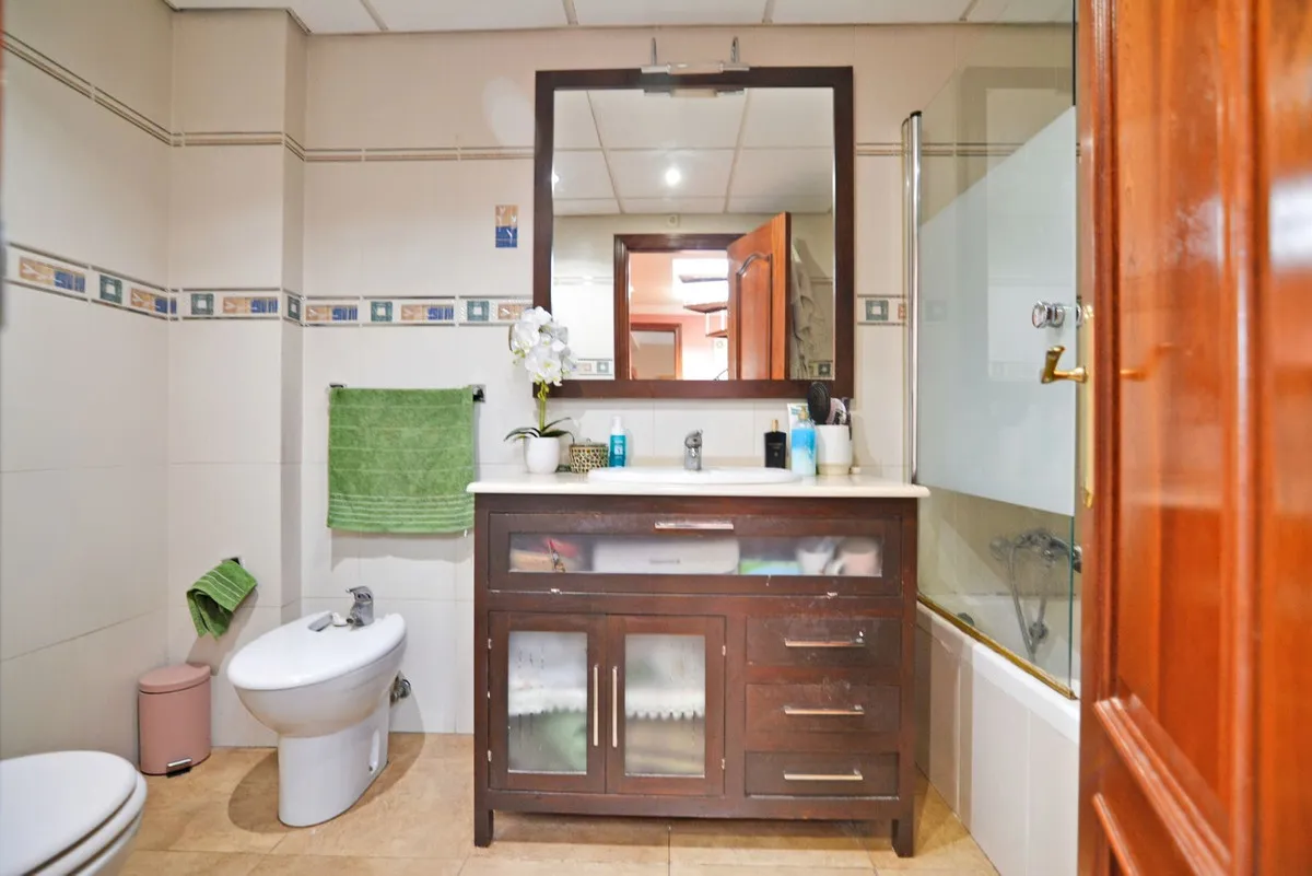 7e778a9c-073e-41e3-868a-4fbdb707f4e7