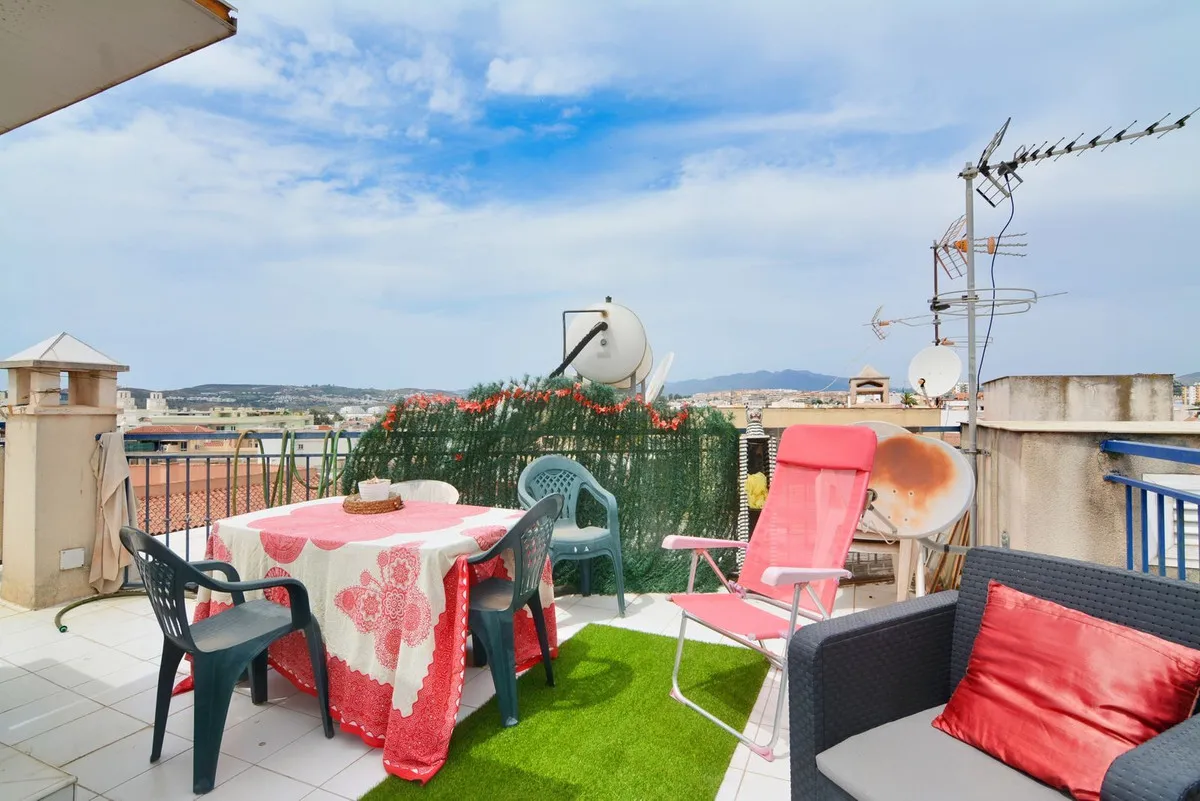 dcc403fb-ae59-4243-b8fe-9b6a6b270d3a