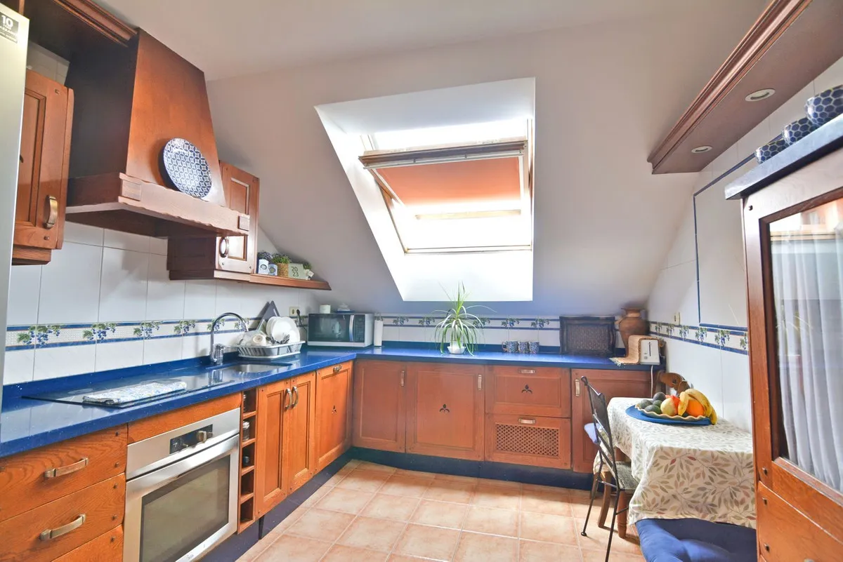 e24e95fe-dc44-4e2a-8d07-0533303a809d