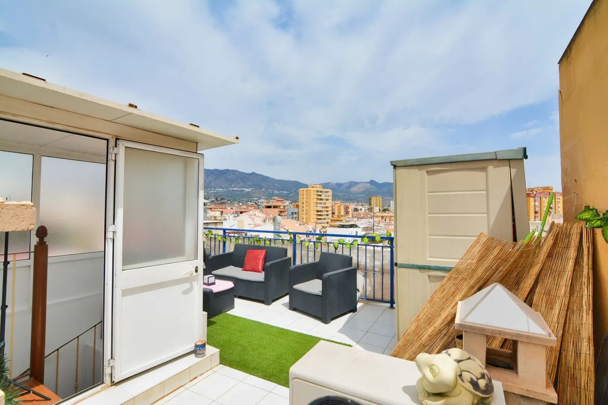 f609a4b2-6d46-4c50-a3b5-90f311b12e4b