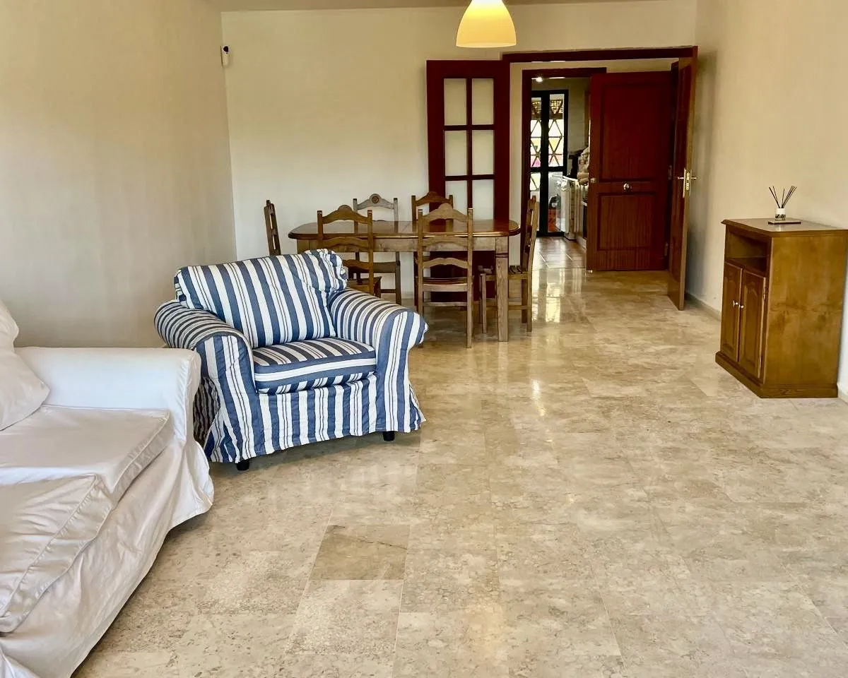 2de7f81a-302b-4cbf-9a15-9480d4c4292d