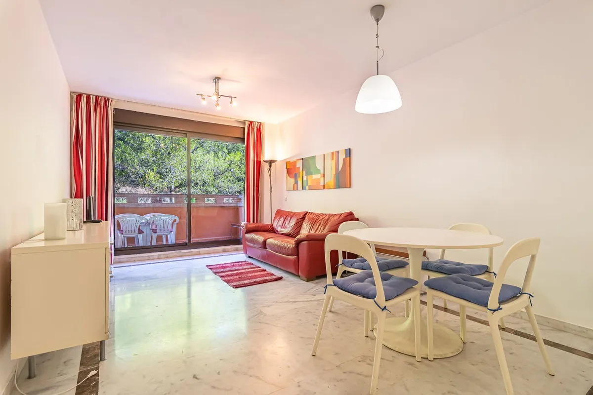 2a64bee8-1b4c-4cdd-92bb-1f6732264c61