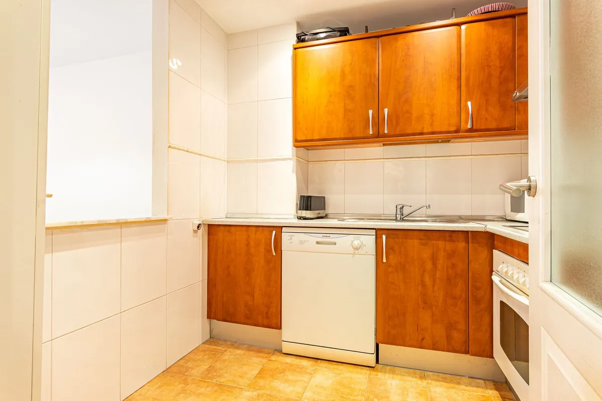 5a833770-33e6-47df-bd7e-8b8421e1bae1