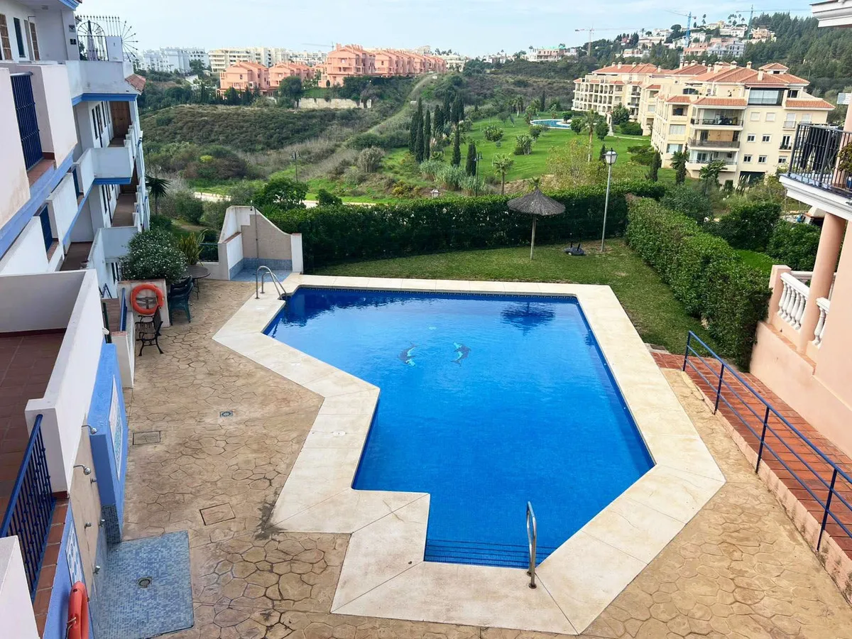 72332cbf-db84-412b-b58a-fd0932d5ed21