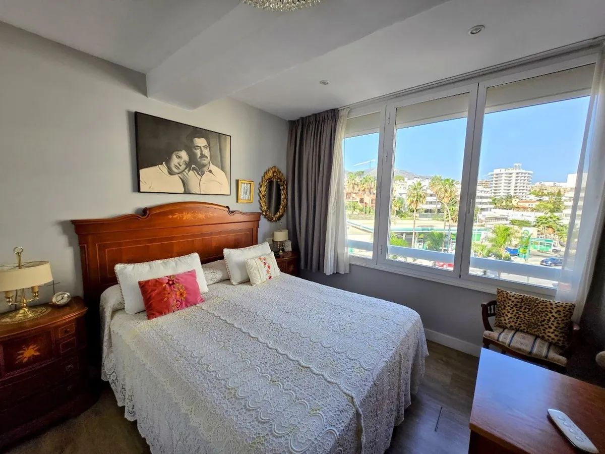 378b7e15-11d9-46e8-a368-961d4bba0369