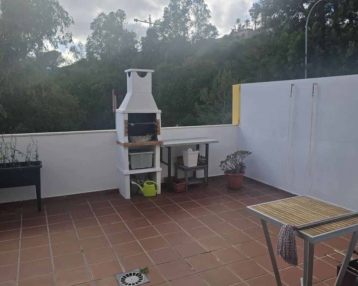 81ed9732-89b6-4e72-b65f-a4c184232728