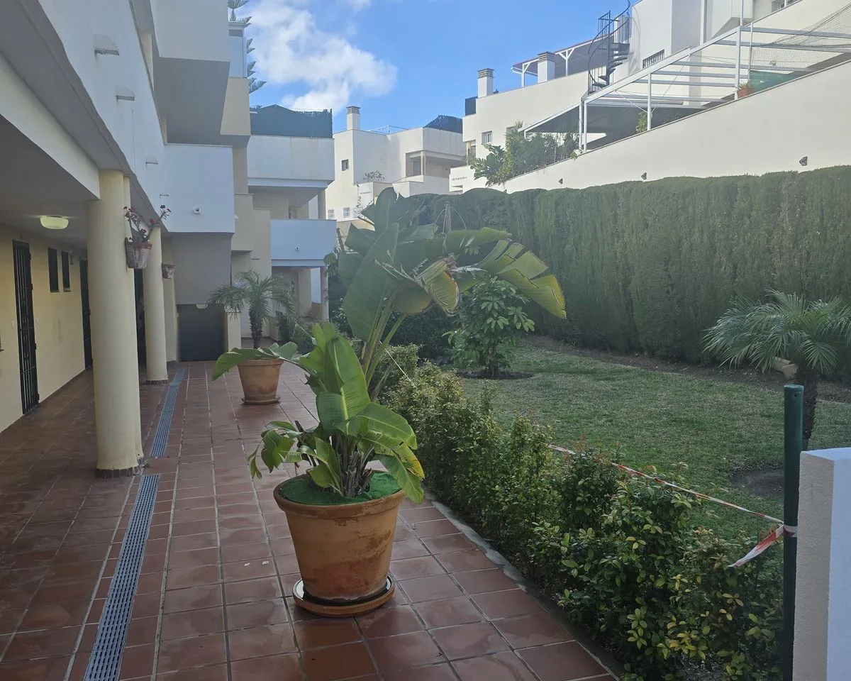 a34e61b6-a0ae-4270-8792-f000bd21b4bf