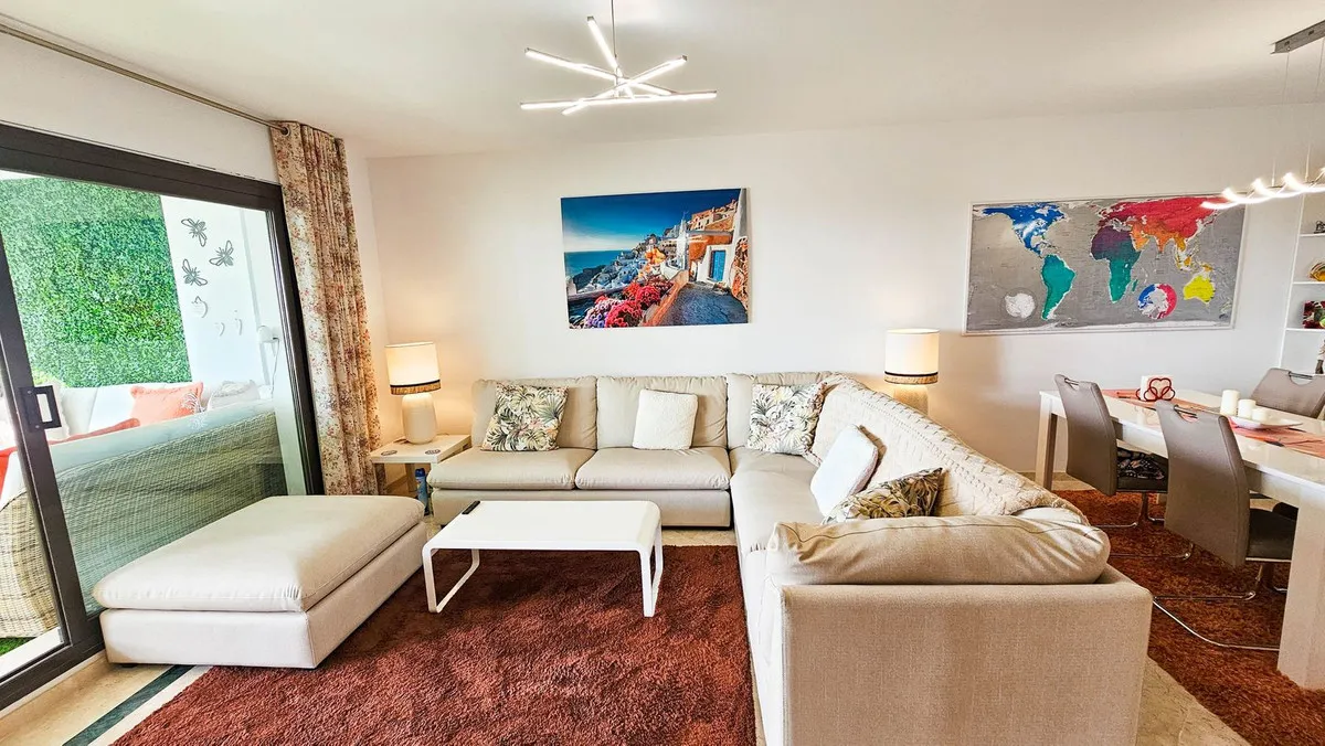 3c2cf4ee-3a81-4451-bbe7-85fdf6dbe59c