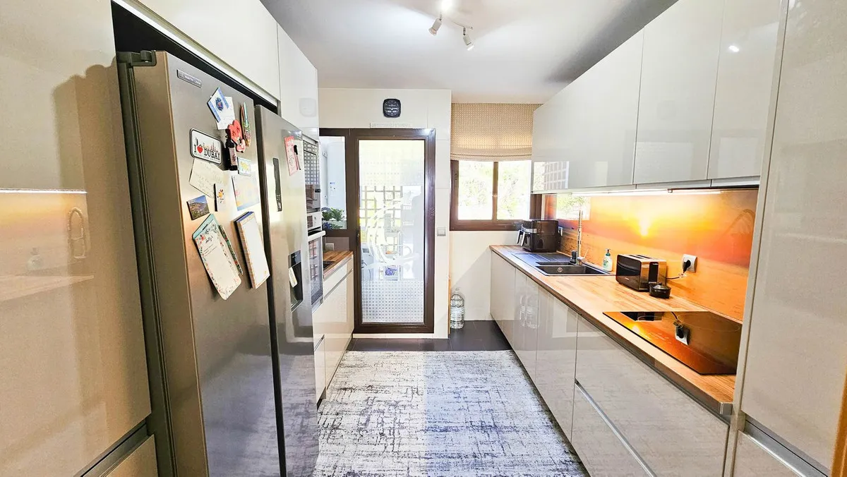 987f8a40-3605-49fd-8f38-e21b7455c0bb