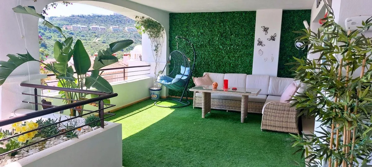 ef62dd2d-a782-40f6-8573-509e012fafde