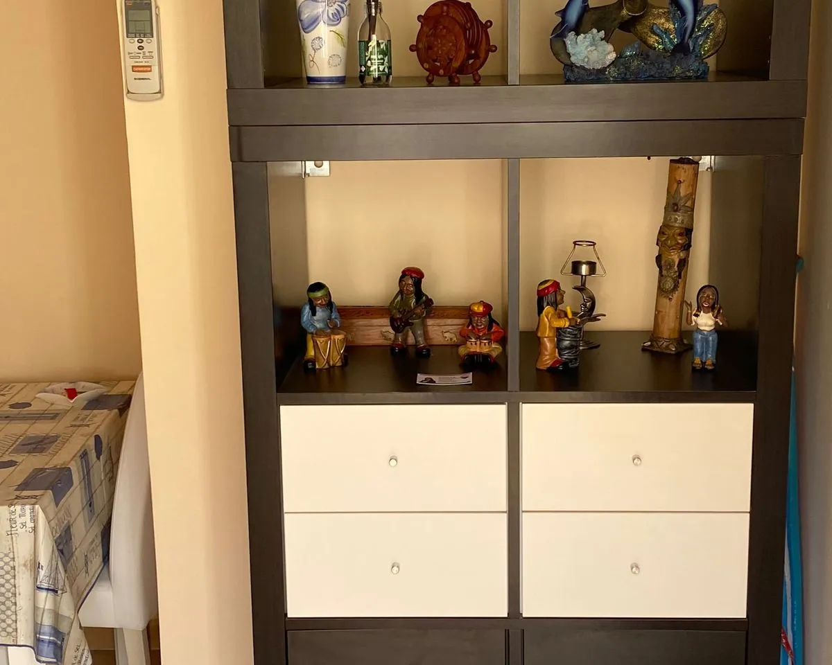 550b063e-2104-4e64-b2cc-5d08228b39a8