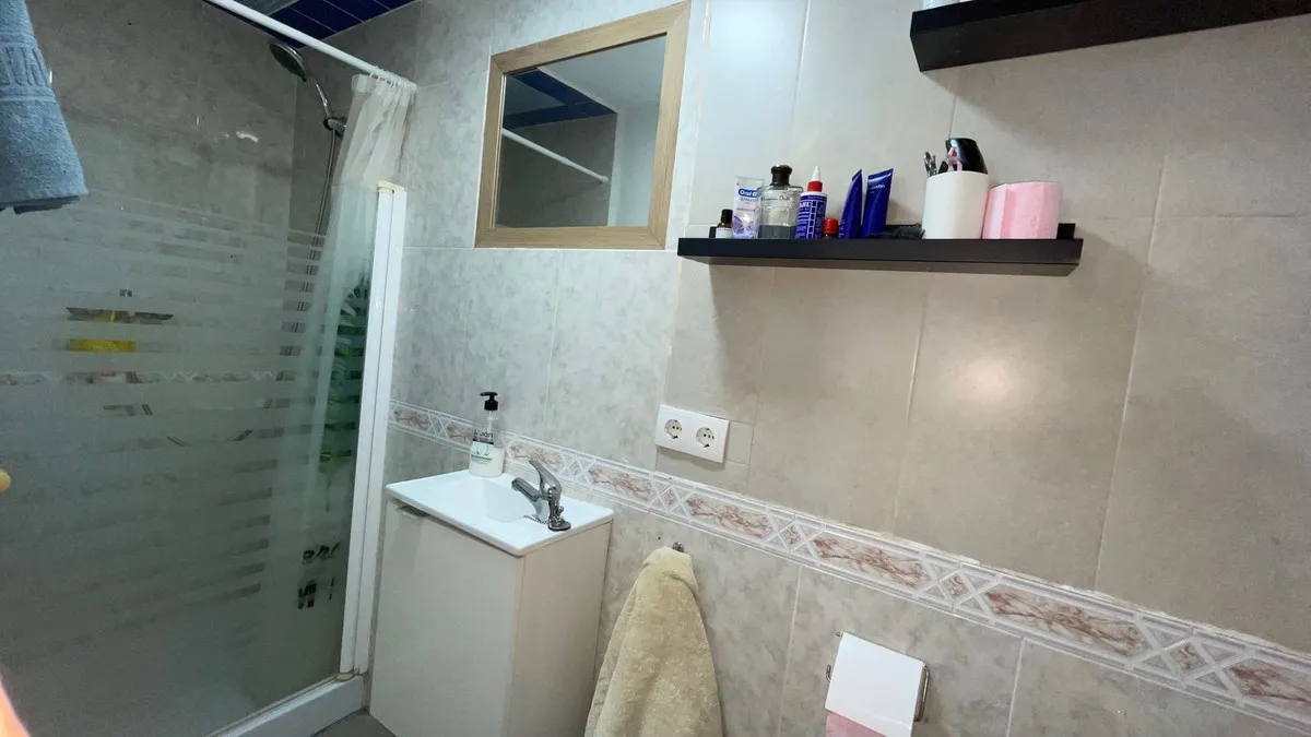 185c8cba-3a3e-4094-b07b-9e212e3d969e