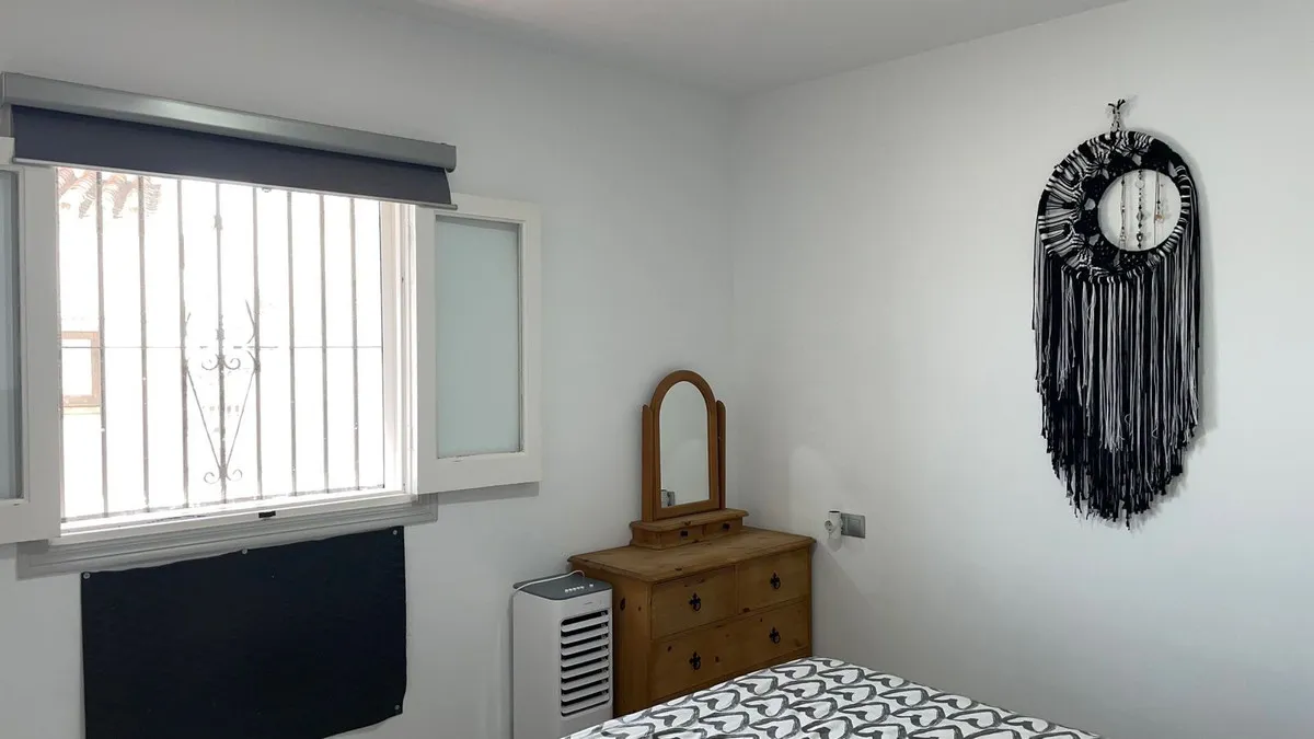 8df5c982-1e9f-47bb-9c81-49fdfb6e0818