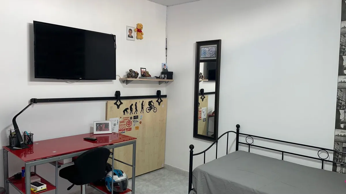 b52d2817-e007-459f-ba3d-de2385dd2df4