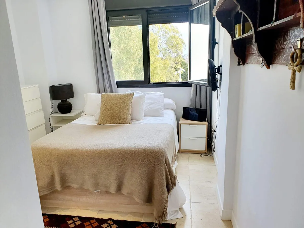 0986e34a-b4a4-40a0-981d-4b679e22fc78