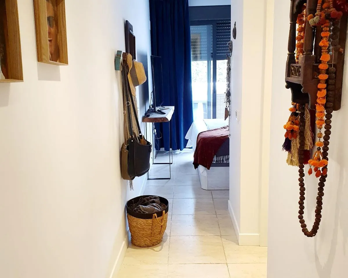 2002772b-cd97-4961-93f8-2d7aea8c40b7