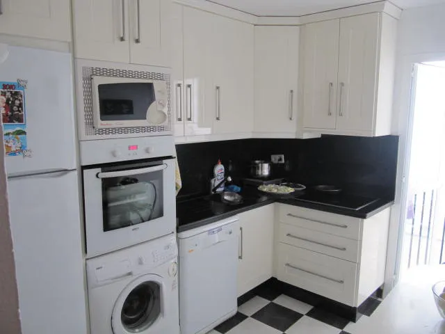 b9e48dc8-614b-4044-89c4-a6f0dc365791