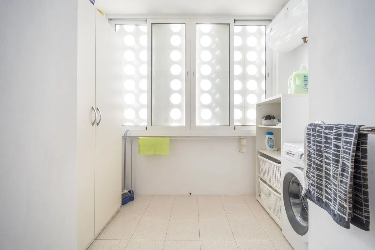 edc0f75c-cb45-4934-a255-60d25f9fdacb