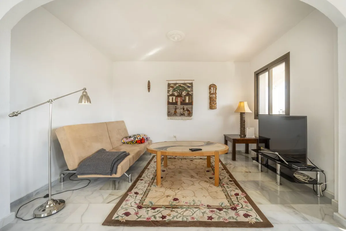 ff5258d1-c94c-4efa-9c39-4cec212fb2bd