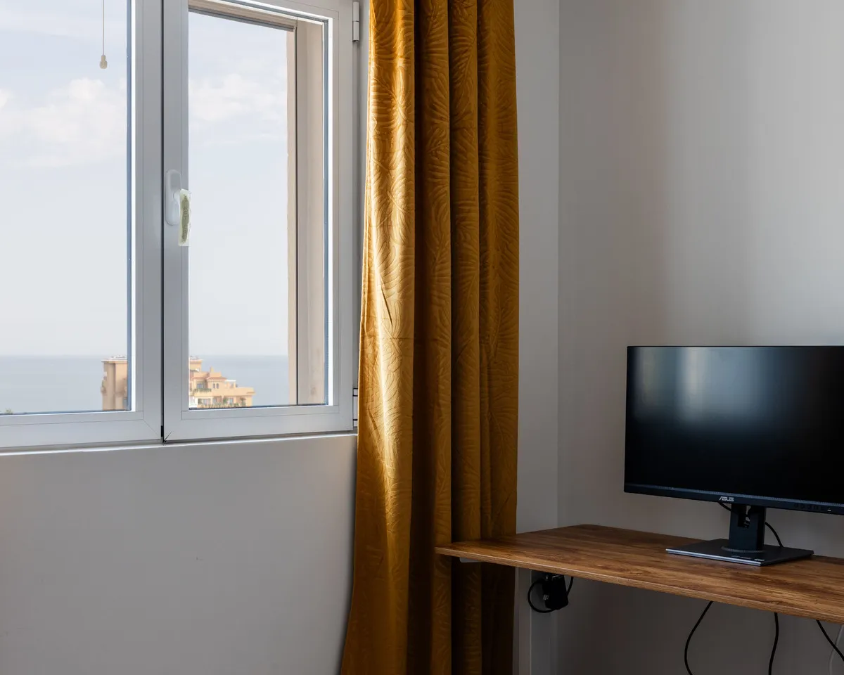 1c0e76c9-3903-4b95-b016-083bec61da6b