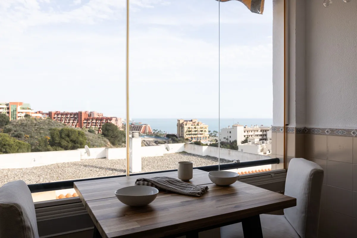 312a5049-8a59-4a84-84fd-b2ceeb00899a