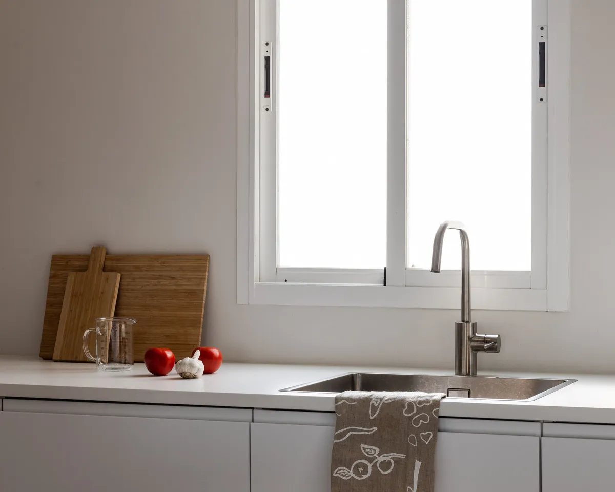 aad771b1-018e-4e67-9199-41192c4aaa46