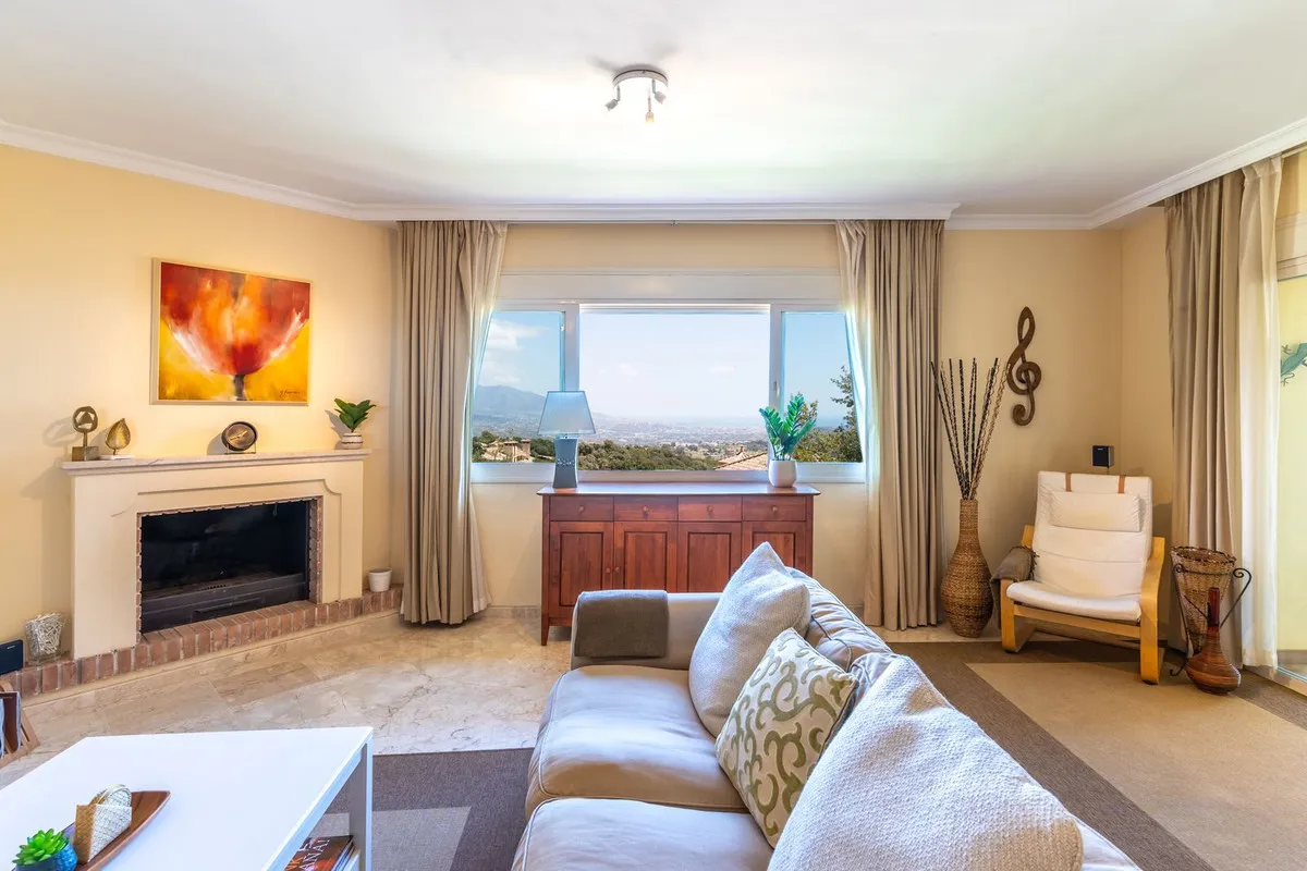 51e06b39-ec33-4476-8c38-636b5411ffe7