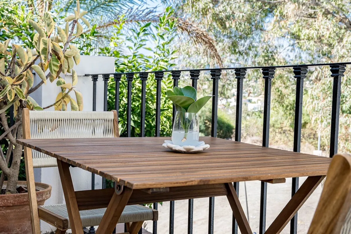 9ce5855d-9476-4fbb-9dcd-6617c5b8ca80