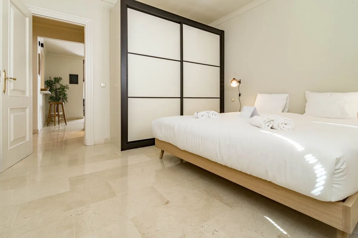 c0f5cc2c-19a2-486a-a194-a6f319dd4129