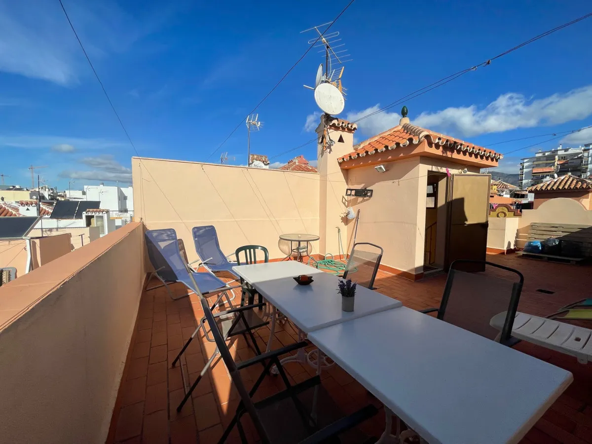 18a73ec7-4d1f-4994-8f19-1a96290ce6de