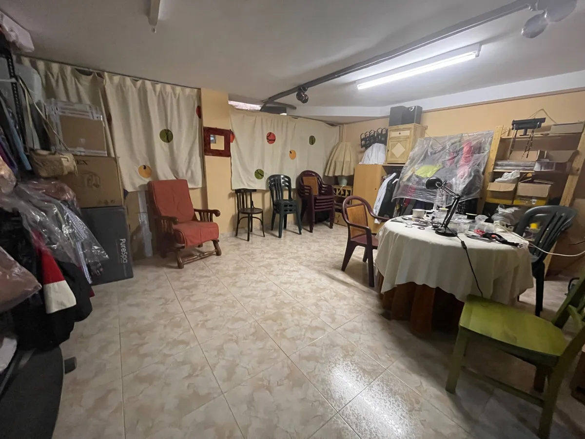 23f6baf1-ae84-42b7-bddc-ca88b138fdea