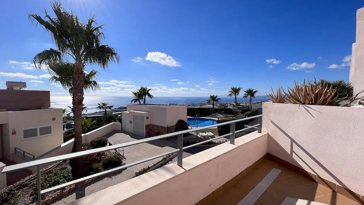 1312d332-8e8c-4bd3-b4c6-df7a6f8b3a19