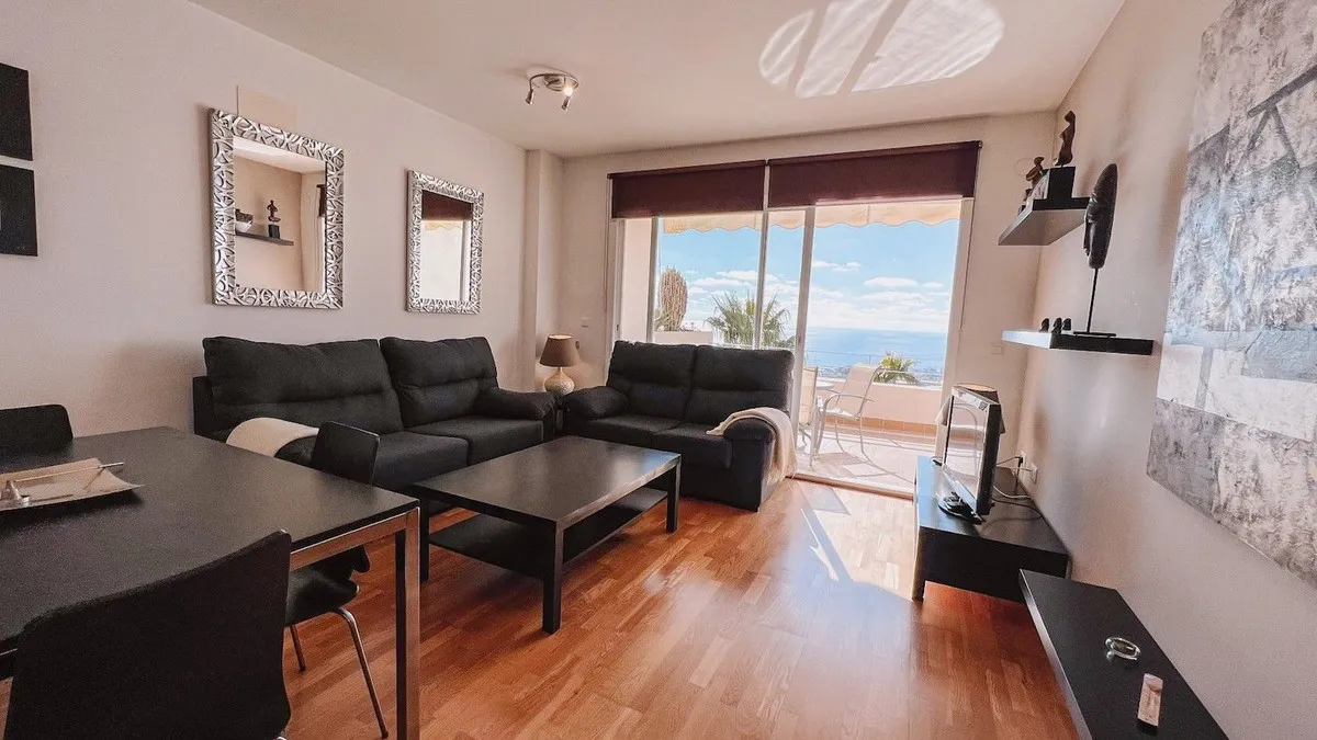 18de35fc-f807-4a7a-a085-f586c5235ac5