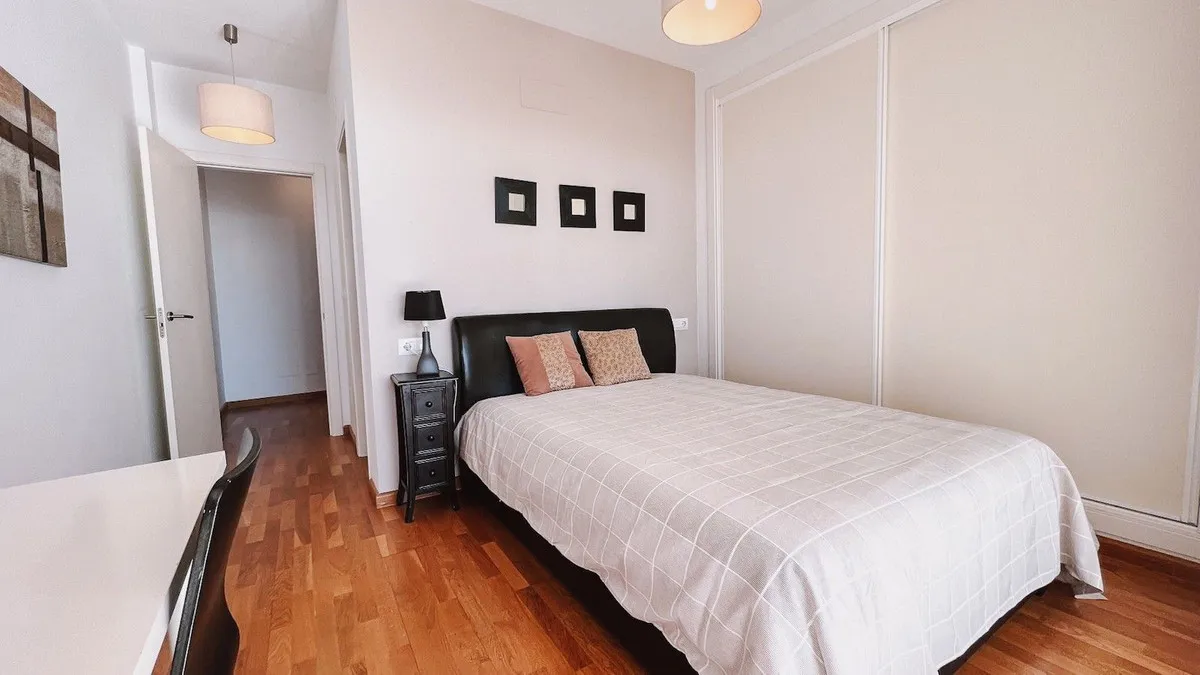 53c7e87e-c6a4-4fad-a2a3-0e04602ecfc7