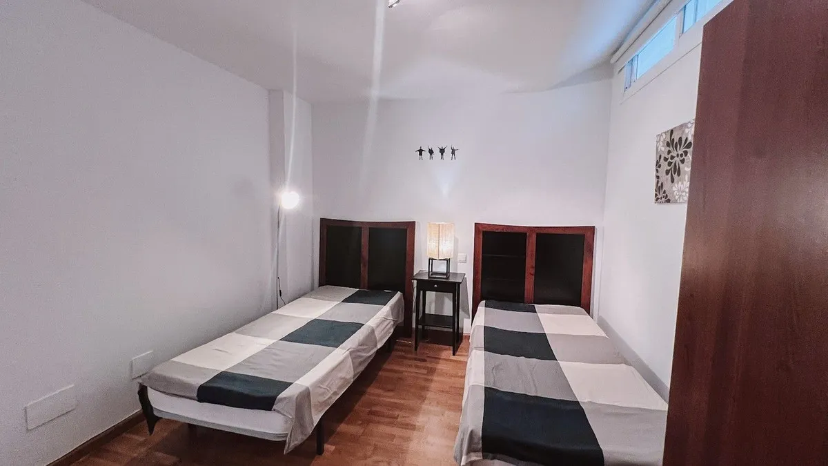 65ae1baa-abd6-4bd3-bf18-eb2e691659c0